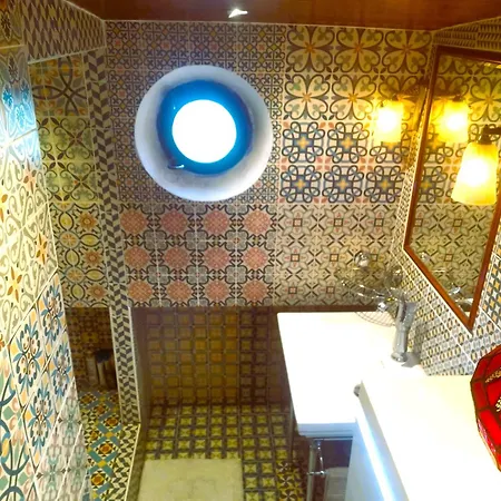 Warm Art Deco Houseboat Amstel River *